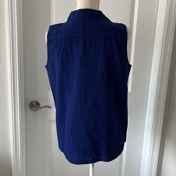 Ezzewear Wear Blue Relaxed Snap Button Down Shirt Textured Sleeveless Canada NWT - Picture 4 of 11
